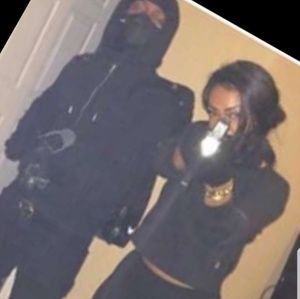 Meet your Posher, Devin